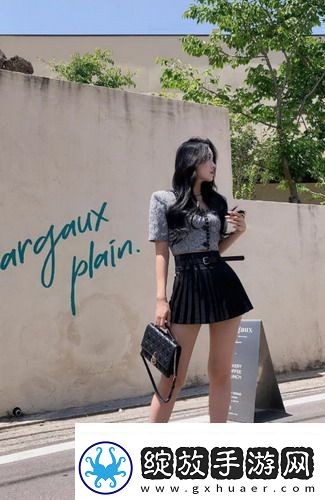 丰满的女邻居