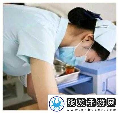 日本女护士裸体**取精事件引发关注