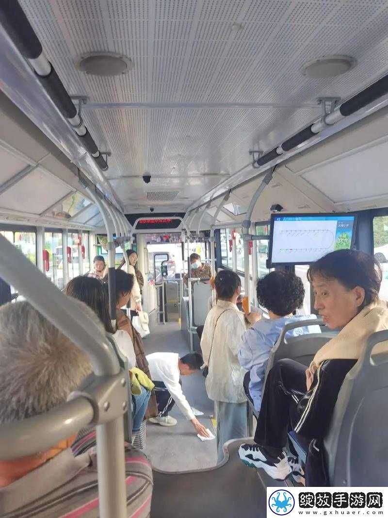 回姥姥家车上座位不够
