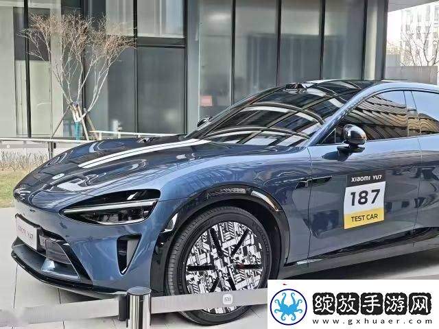 雷军炫耀！小米SU7
