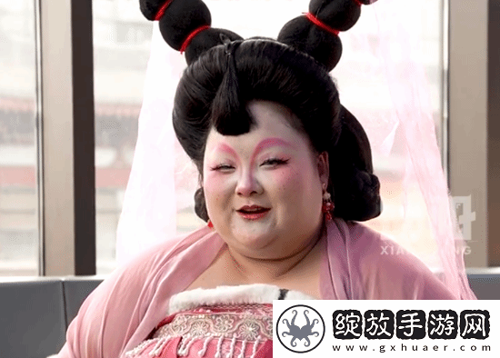 200斤女生cos石矶娘娘被小孩当真
