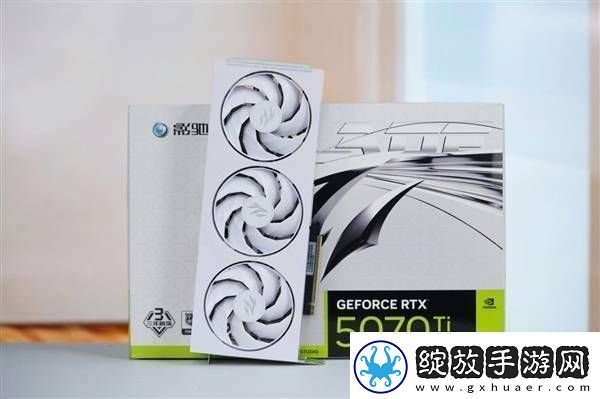 影驰RTX5070Ti圣刃亮相