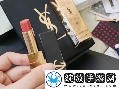 YSL水蜜桃851口红甜美诱人的完美选择