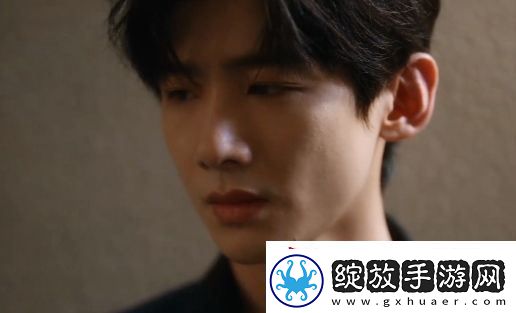 难哄桑延苦练8块腹肌