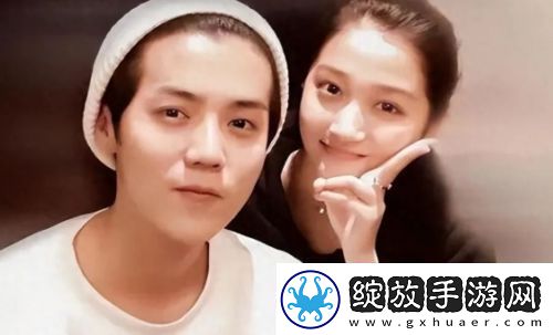 热搜第一曝鹿晗关晓彤已分手朋友圈晒出截图难怪鹿晗状态不对