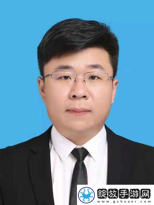 王威班长的学历背景揭秘