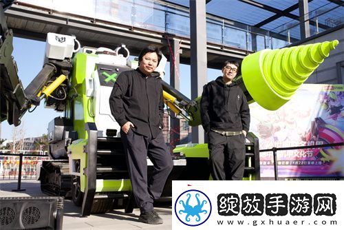 晶核携手孙世前打造机甲“魔导001号”亮相首届中国机甲文化节