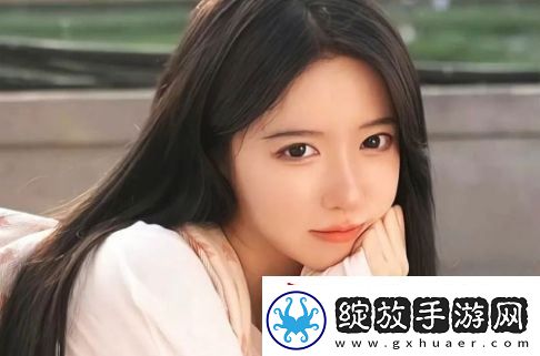 美女主播泰国旅游开直播