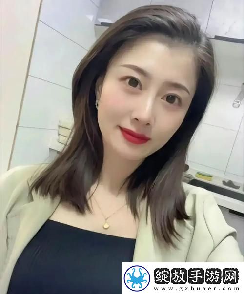 探索“丰满的继牳2理伦片”的深邃寓意与艺术魅力柯林资讯