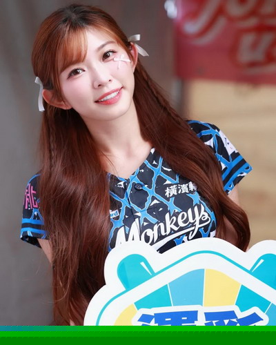 免费欧美高清砖码一三三区原创完整版截图