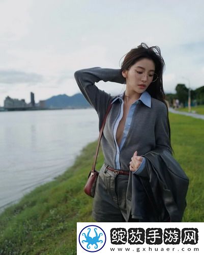 适合情侣观看的网站午夜精品版